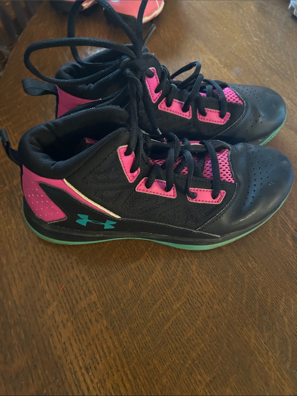 Kids shoes